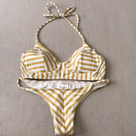 white billabong bikini